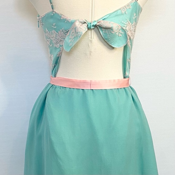 🌺SOLD🌺 90s Betsey Johnson SILK New York Chiffon Green Babydoll Slip Dress 8 - Picture 5 of 12